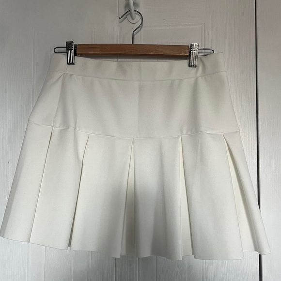Princess Polly RESCUE ME PLEAT MINI SKIRT WHITE size 8us - Picture 4 of 6